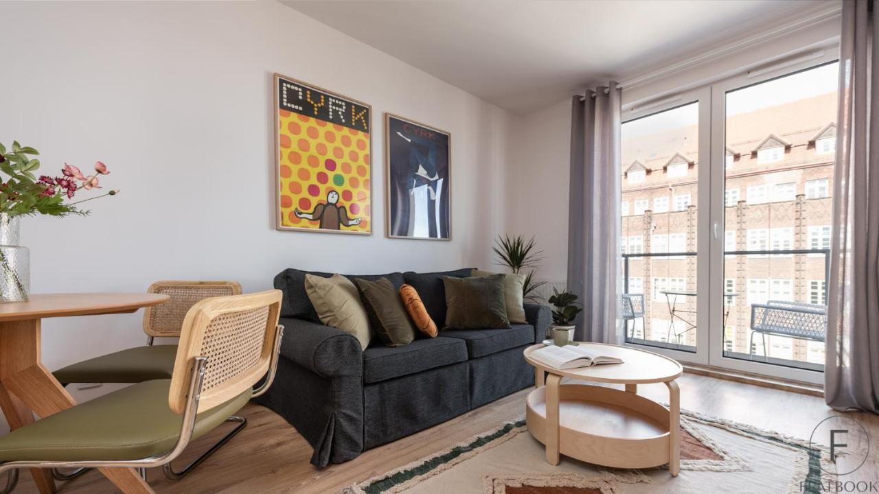 Flatbook - City Center Apartments Aura 40 غدانسك المظهر الخارجي الصورة