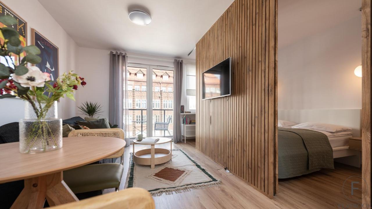 Flatbook - City Center Apartments Aura 40 غدانسك المظهر الخارجي الصورة